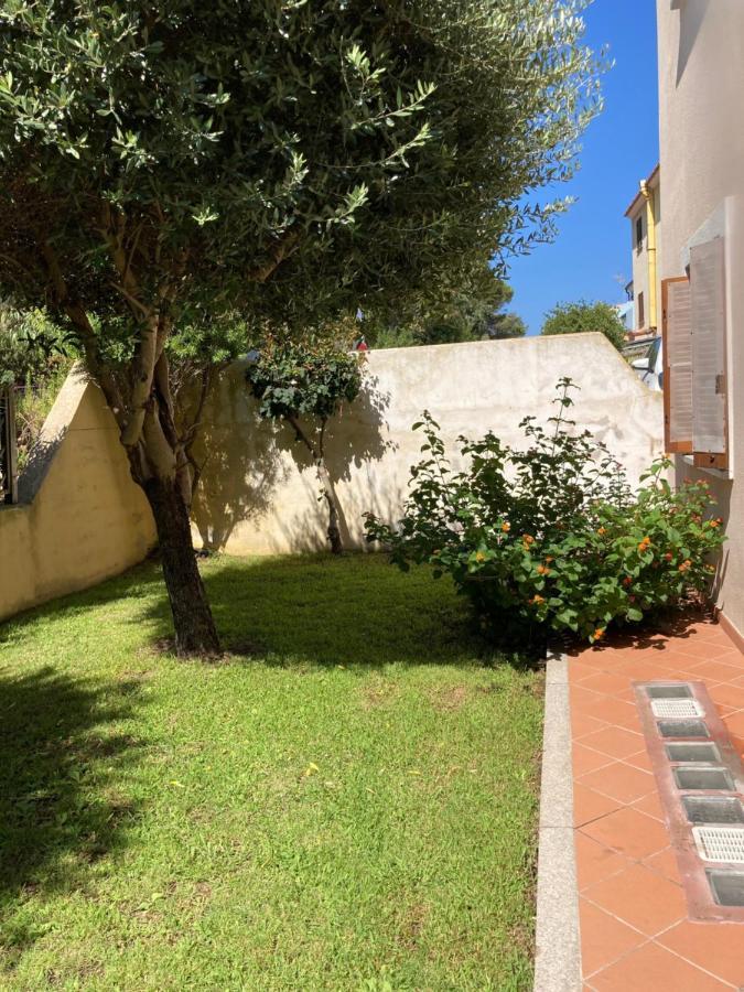Residence Olimpo Santa Teresa Gallura Exterior photo