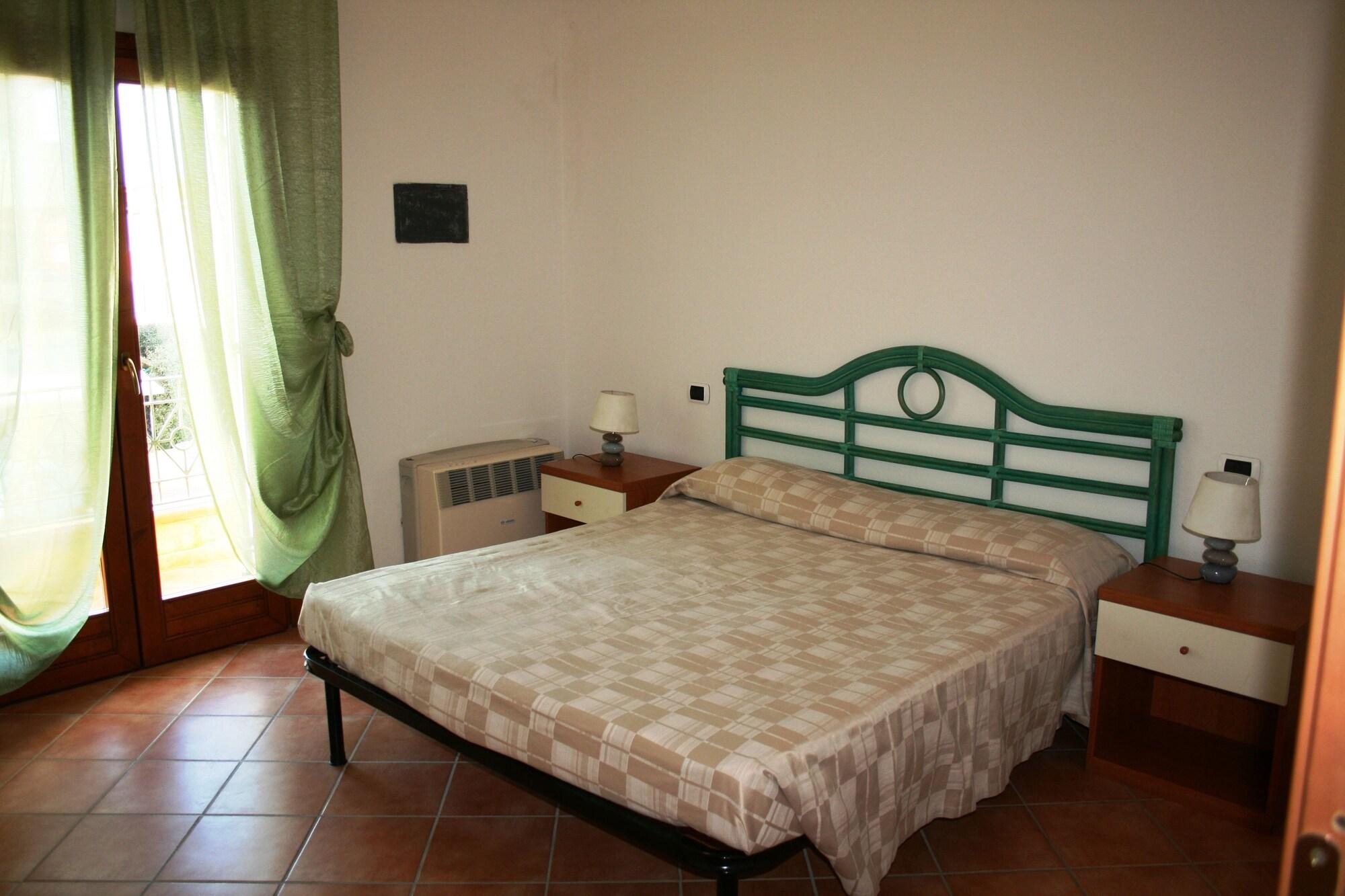 Residence Olimpo Santa Teresa Gallura Exterior photo