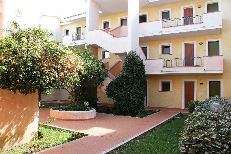 Residence Olimpo Santa Teresa Gallura Exterior photo